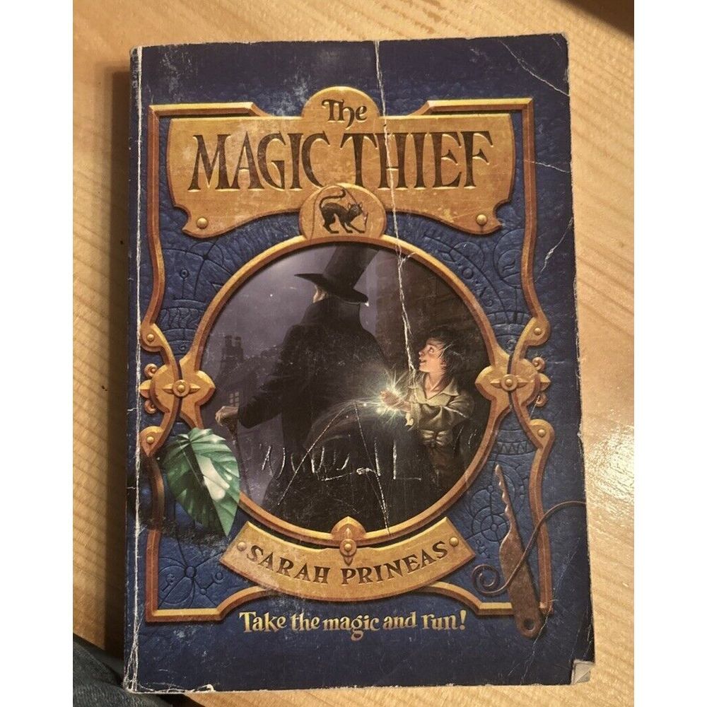 Magic Thief: The Magic Thief 1 by Sarah Prineas‎ (2009, Paperback)